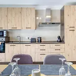 Urban Square Elite Suites By 360 Estates
