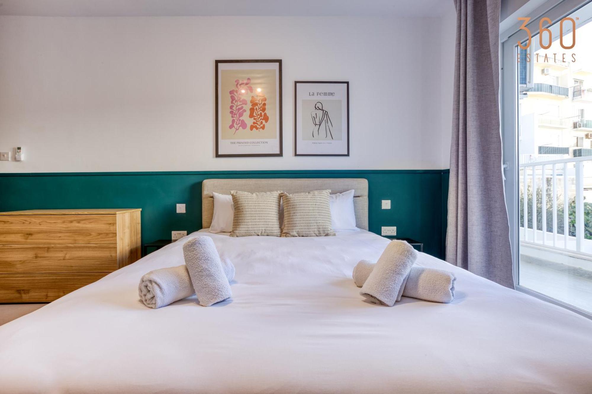 Urban Square Elite By 360 Estates Pieta