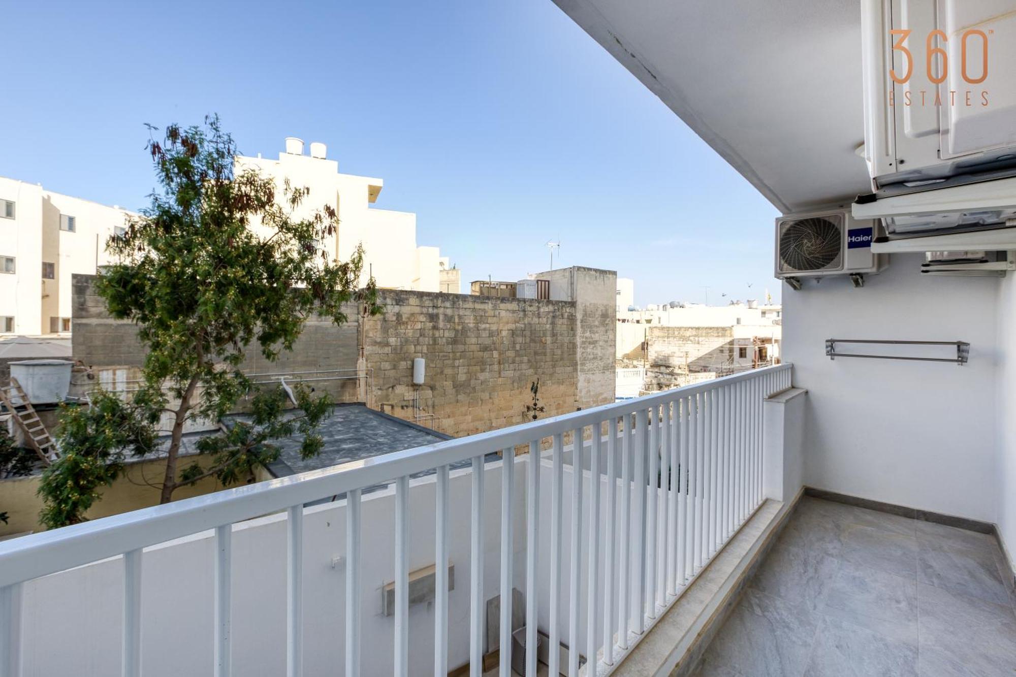 Urban Square Elite By 360 Estates Pieta