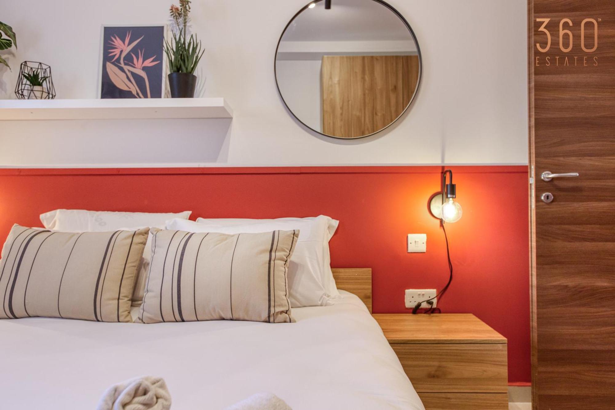 Urban Square Elite By 360 Estates Apartment