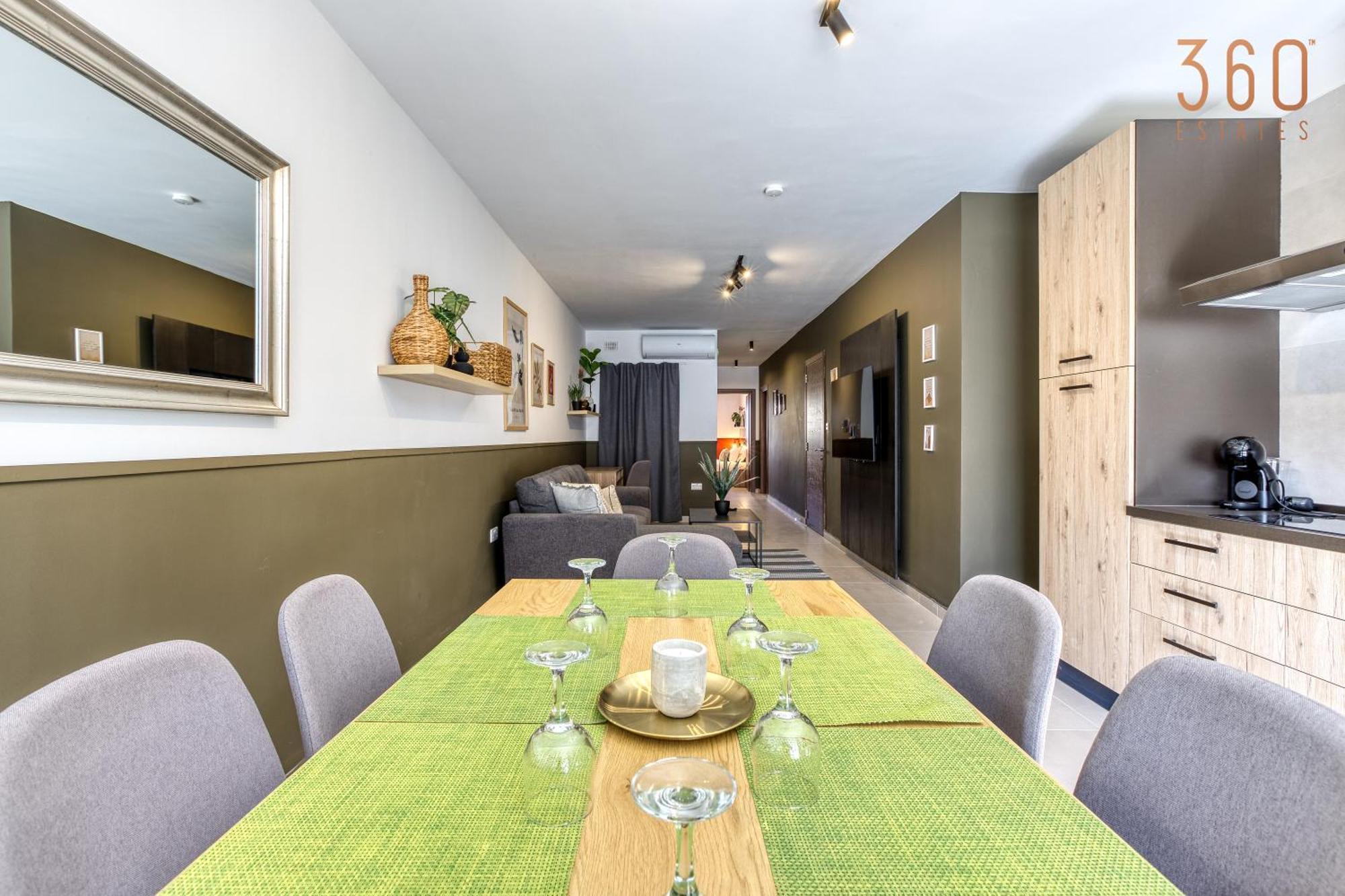 Urban Square Elite By 360 Estates Pieta